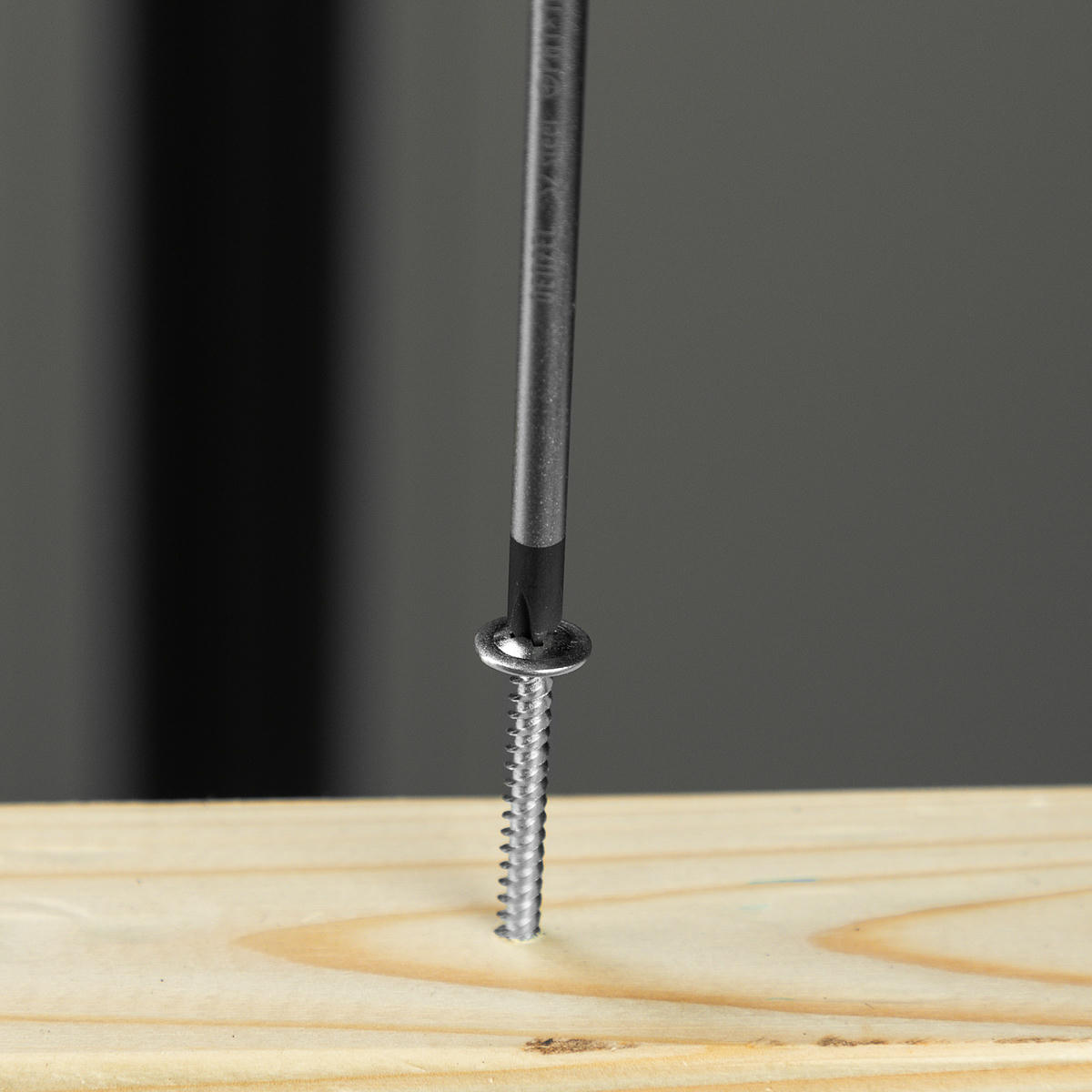 Отвертка, PH1х100 мм, S2, 3к рукоятка// Denzel preview 8