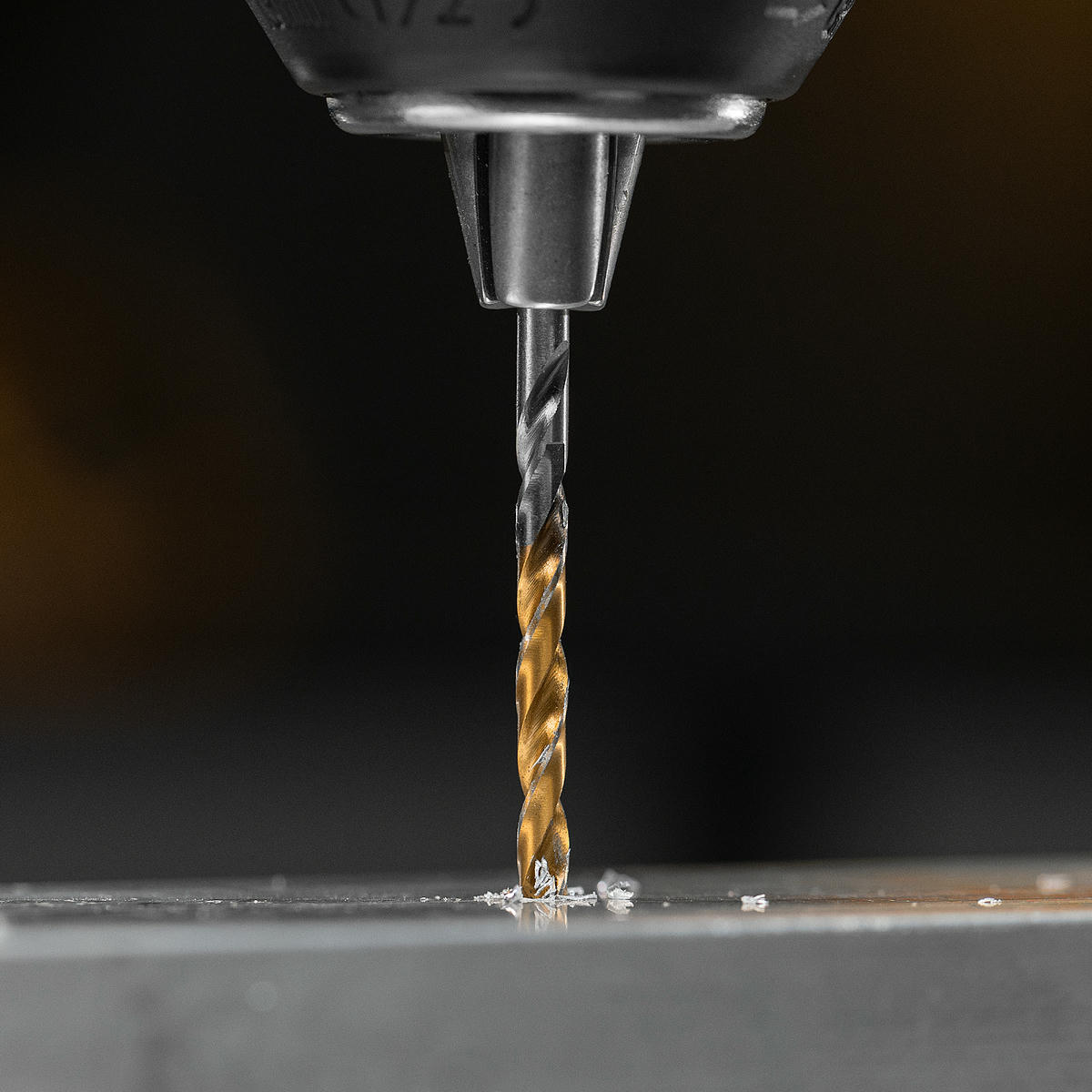 Сверло спиральное по металлу 3,0 x 60мм, Р6М5, Golden Tip , 2шт. Denzel preview 8