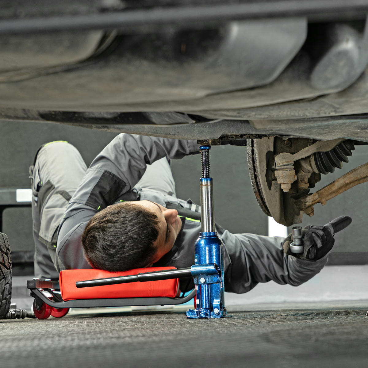 Домкрат бутылочный 4т гидравлический (188-363мм) в кейсе STELS preview 10