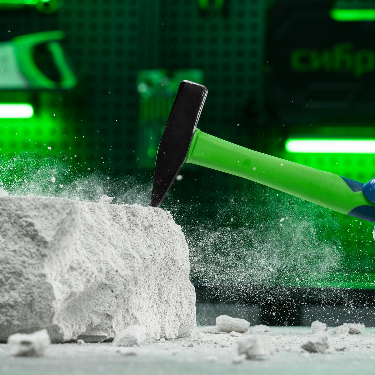 СИБРТЕХ 10319 Молоток слесарный, 300 г, фиберглассовая обрезиненная рукоятка preview 1