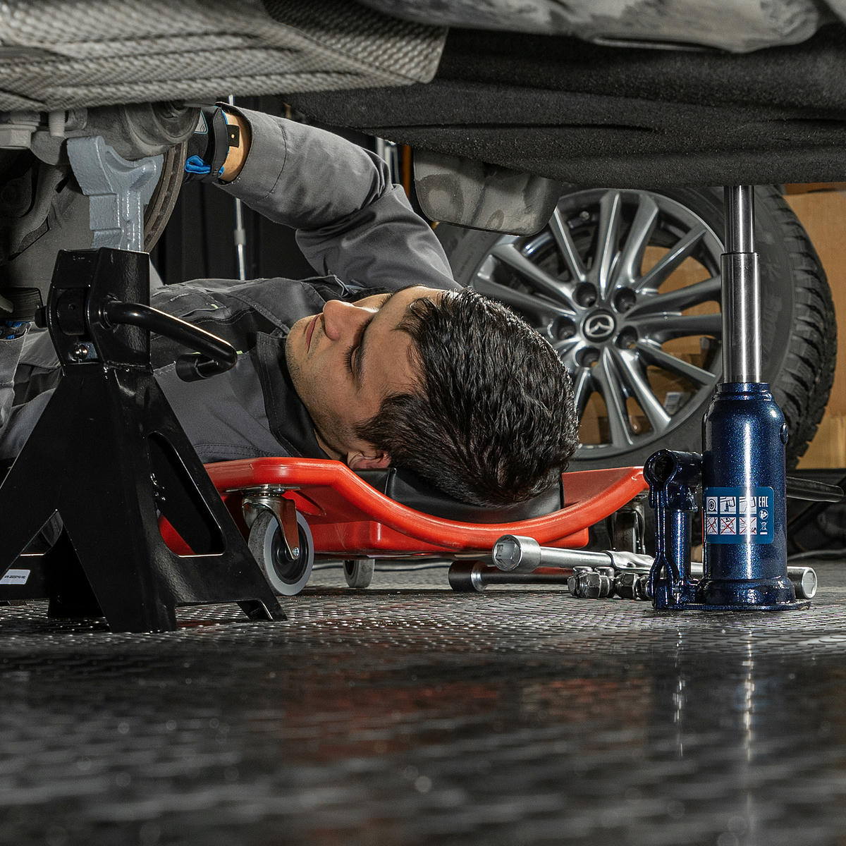 Домкрат бутылочный 2т гидравлический телескопический 170-380мм STELS preview 1