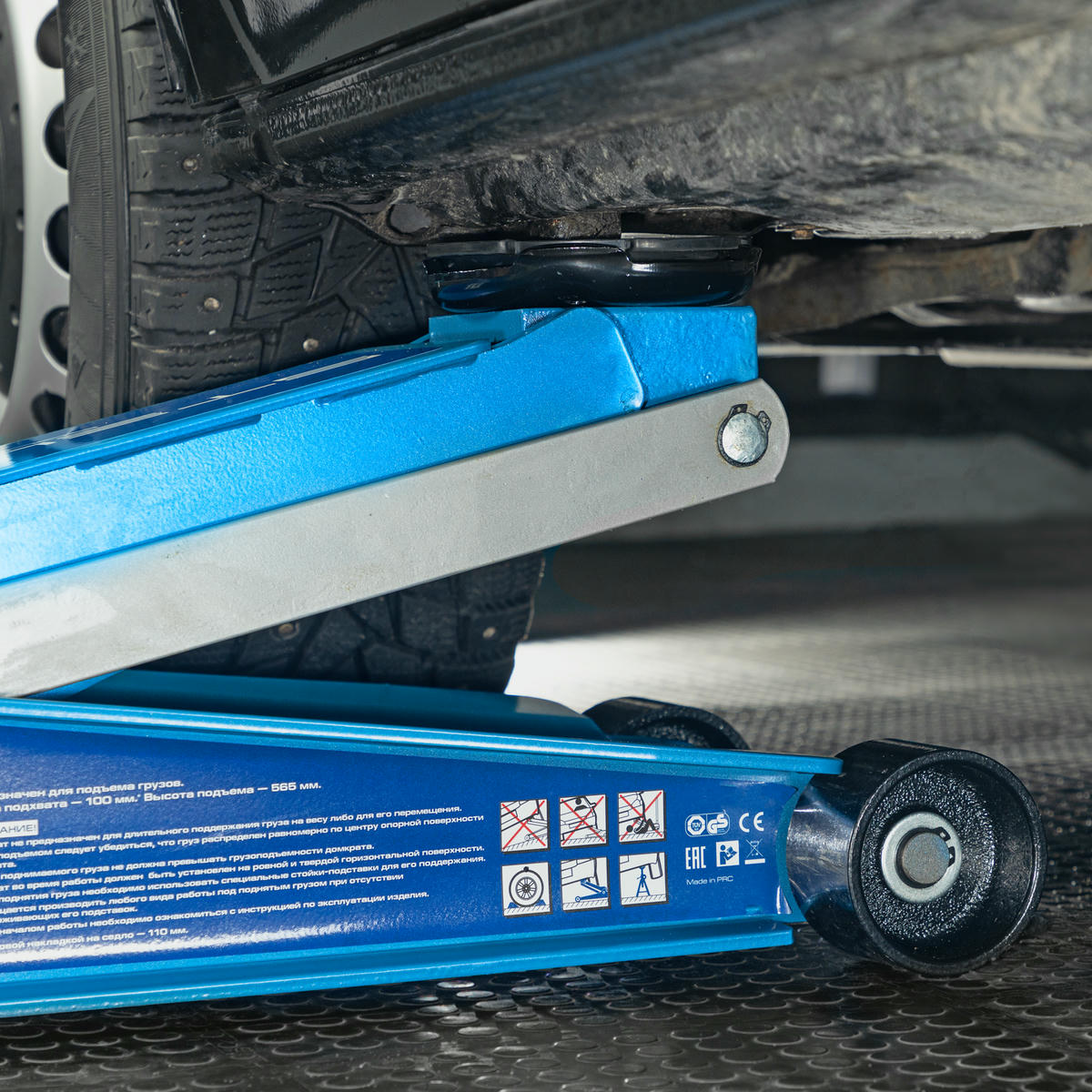 Домкрат подкатной гидравлический 3,5т 110-565мм проф быстр.подъем LOW PROFILE QUICK LIFT STELS preview 13