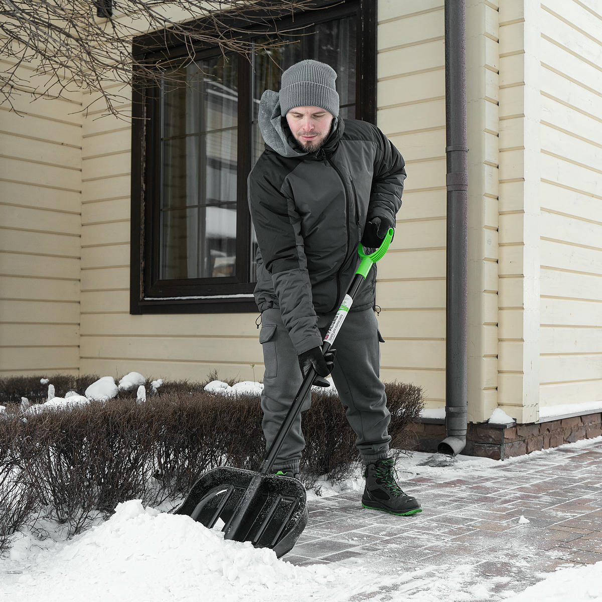 Лопата снеговая пластиковая 460х400х1430мм стальной черенок PALISAD preview 7