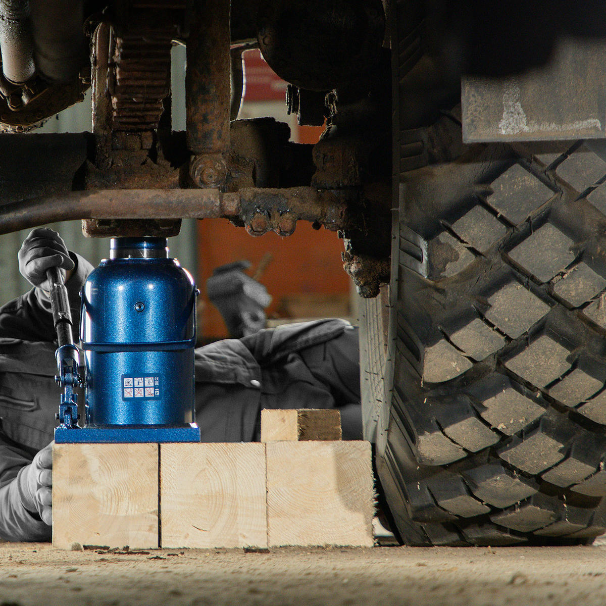 Домкрат гидравлический бутылочный, 50 т, h подъема 280-450 мм Stels 51171 STELS 51171 preview 1