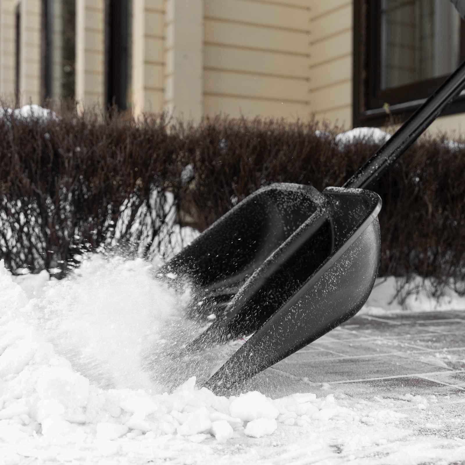 Лопата снеговая пластиковая 550х415х1405мм алюмин. черенок PALISAD ProFi preview 10