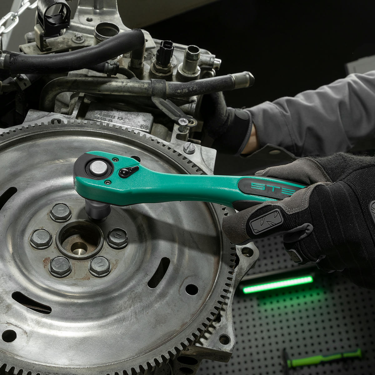 Набор инструмента 1/2"-1/4"-3/8" 216 предметов Stels preview 31