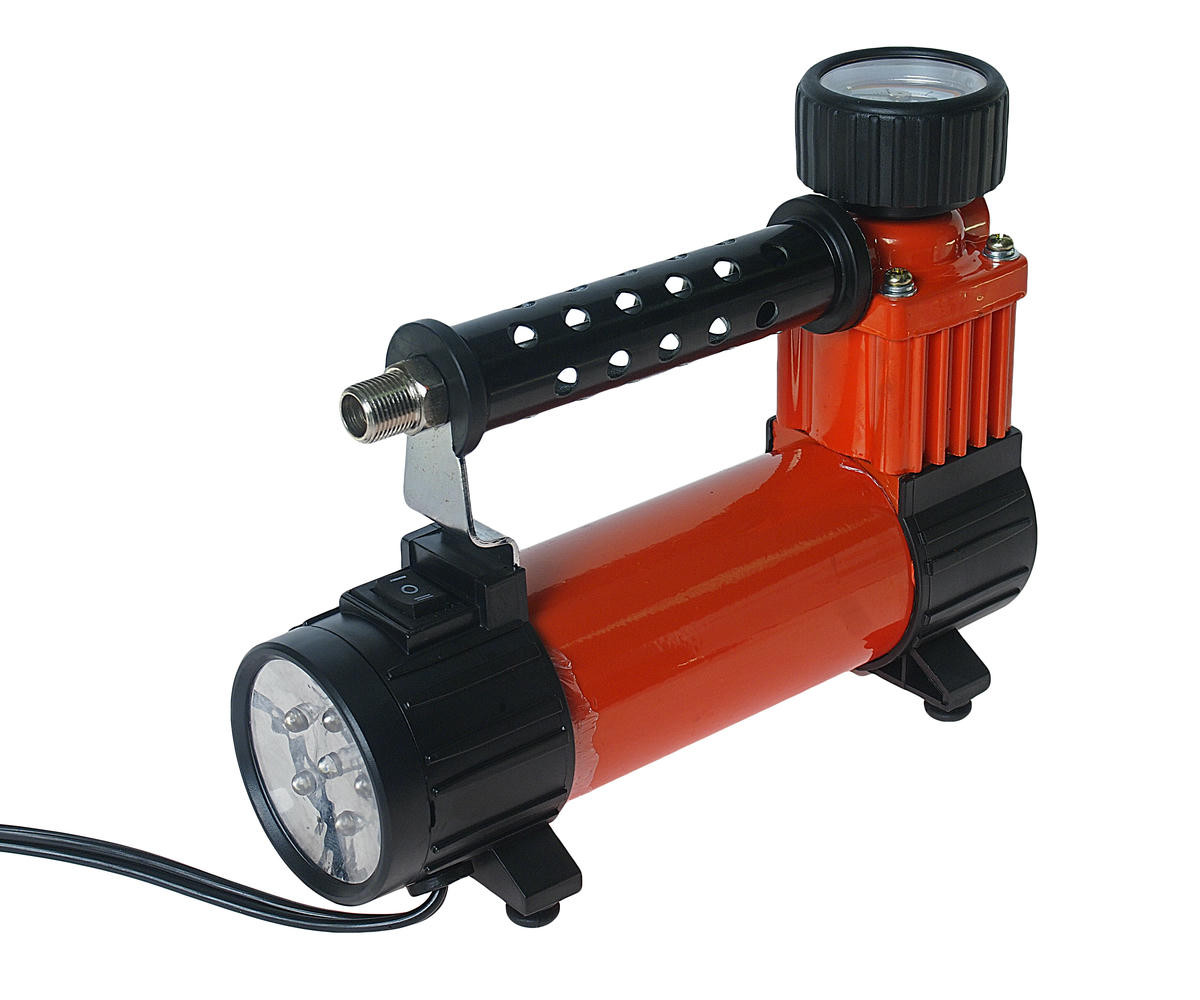 Компрессор автомобильный Агрессор 30л/мин с фонарем preview 1