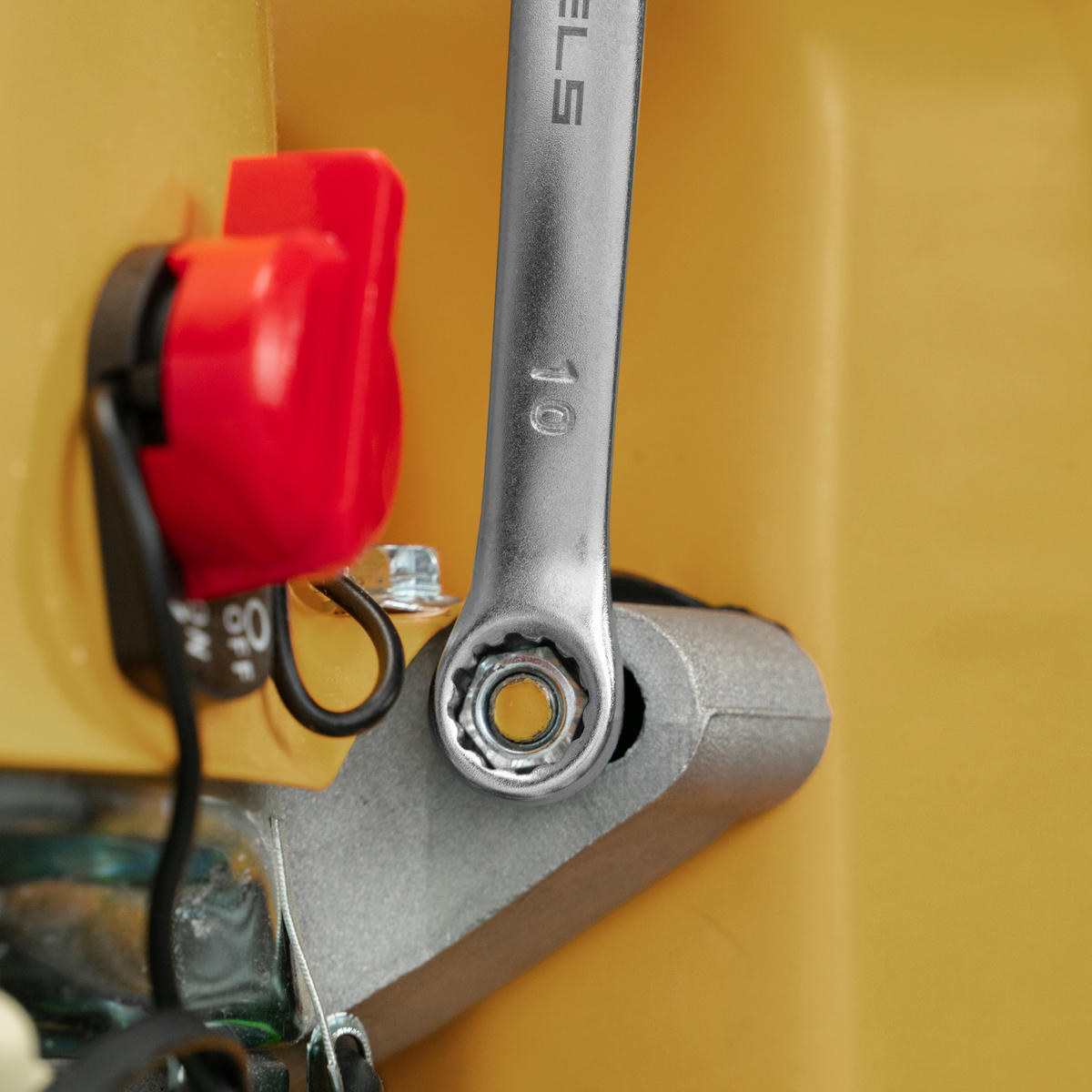 Ключ комбинированный 10 мм, CrV, матовый хром STELS preview 1