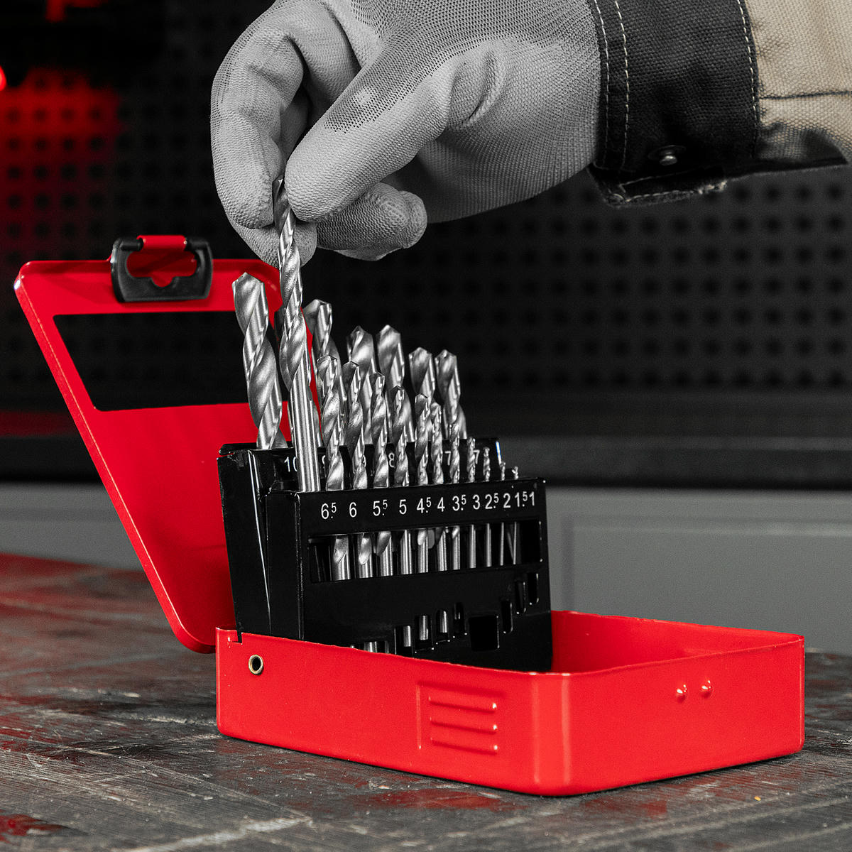 Набор сверл по металлу 1-10мм, (металл. коробка) 19шт. цил. хвостовик MATRIX preview 11