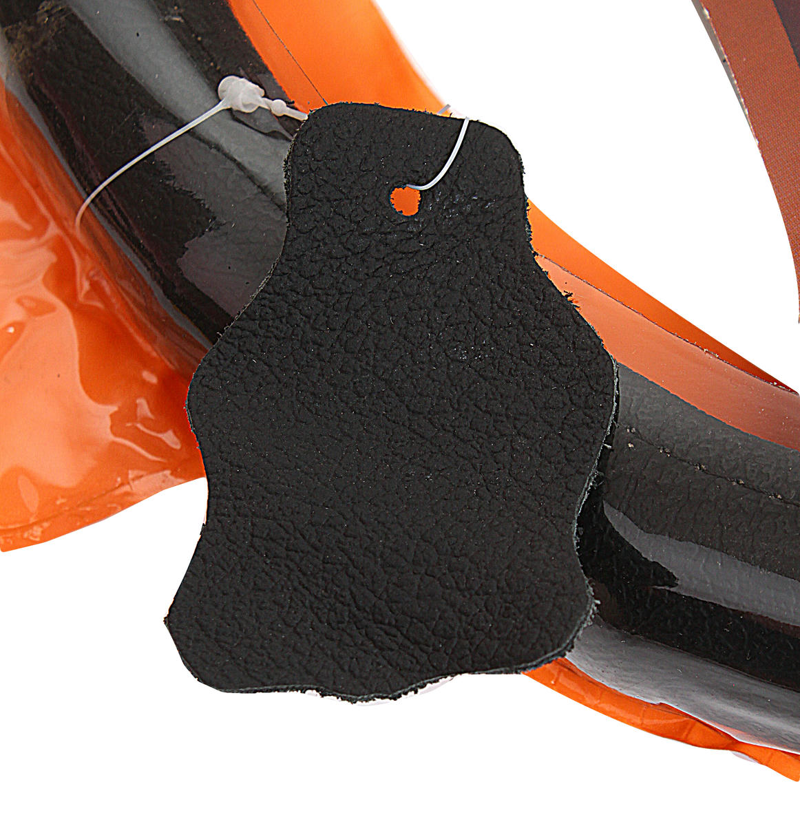 Оплетка на руль AP-265 кожаная черная M preview 1