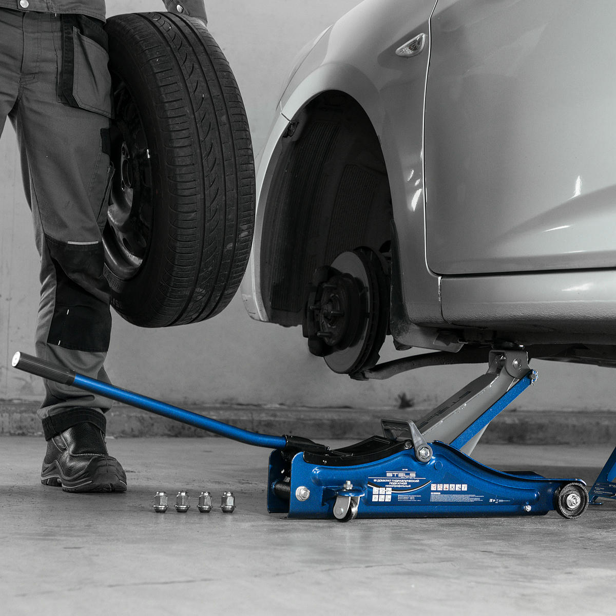 Домкрат подкатной гидравлический 2т 80-380мм LOW PROFILE STELS preview 1