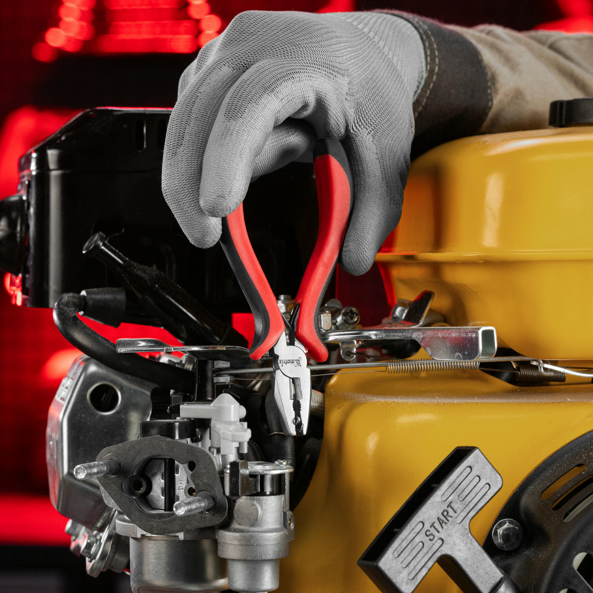 Плоскогубцы Mini 130мм, никелированные, авторазжим, двухкомп. рукоятки MATRIX preview 8