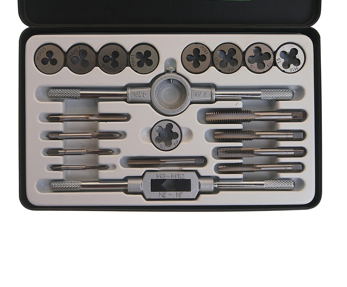 Набор метчиков и плашек метрический 20пр ROCK FORCE preview 2