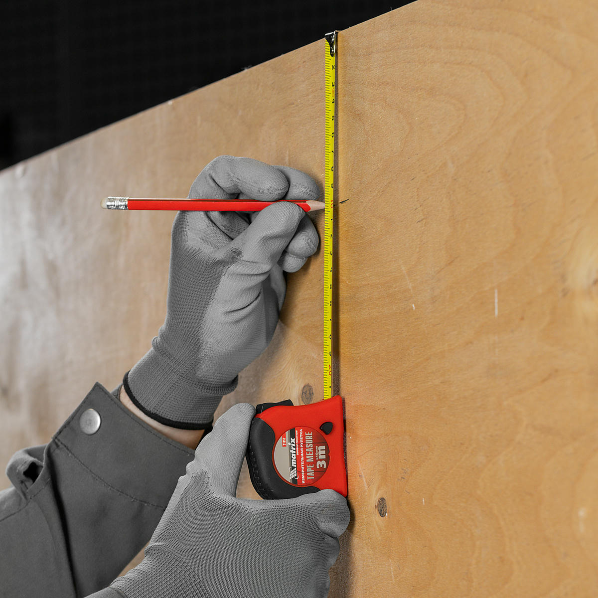 Рулетка Double fixation, 3 м х 16 мм, обрезиненный корпус, двойная плавная фиксация MATRIX preview 1