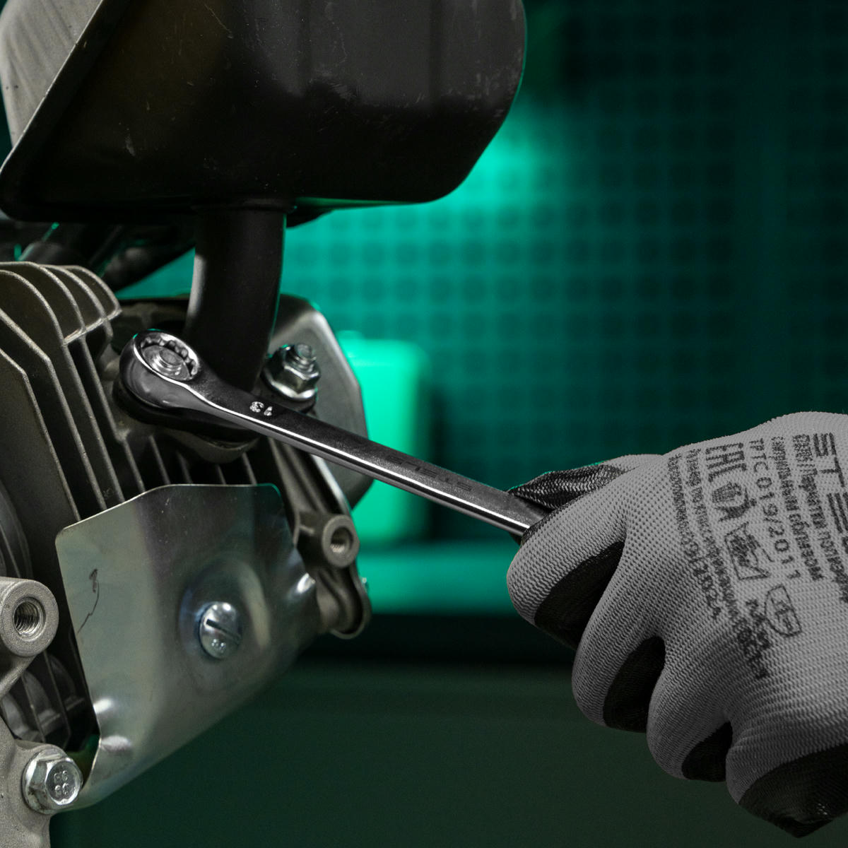 Ключ комбинированный 13 мм, CrV, матовый хром STELS preview 7