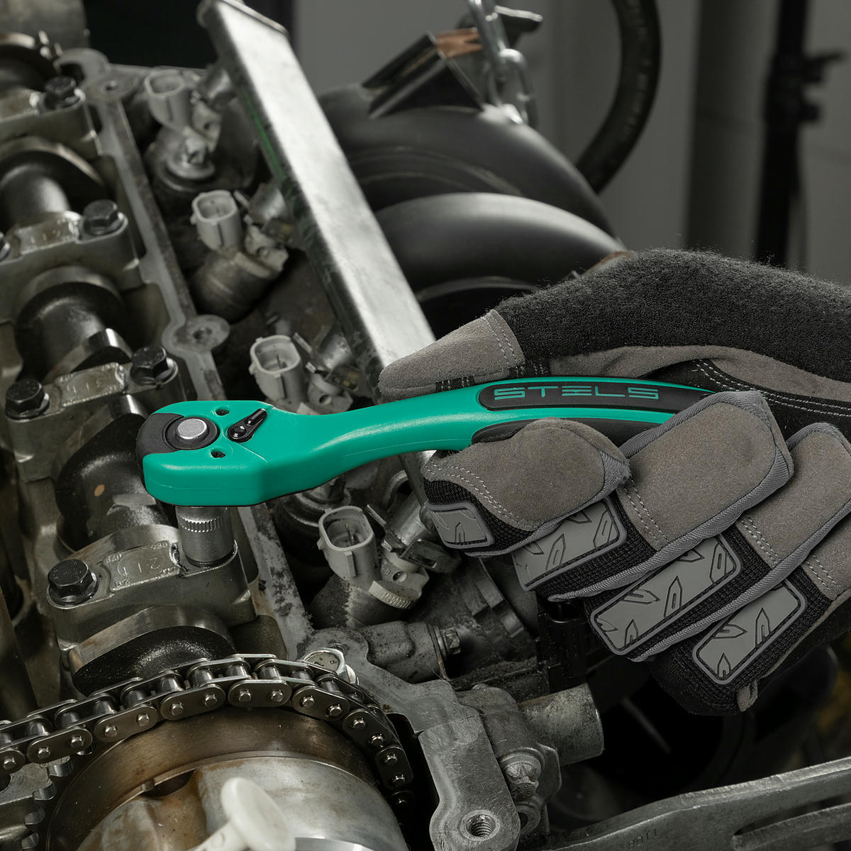 Набор инструмента 1/2"-1/4"-3/8" 216 предметов Stels preview 32