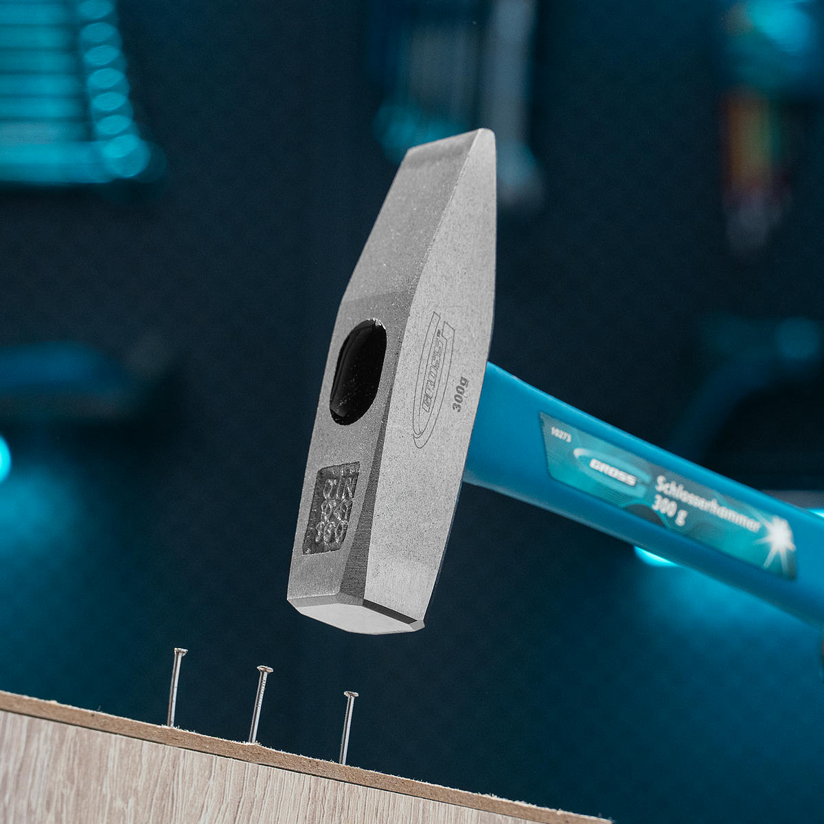 Молоток 300г слесарный квадратный боек, фибергласовая обрезиненная рукоятка GROSS preview 6