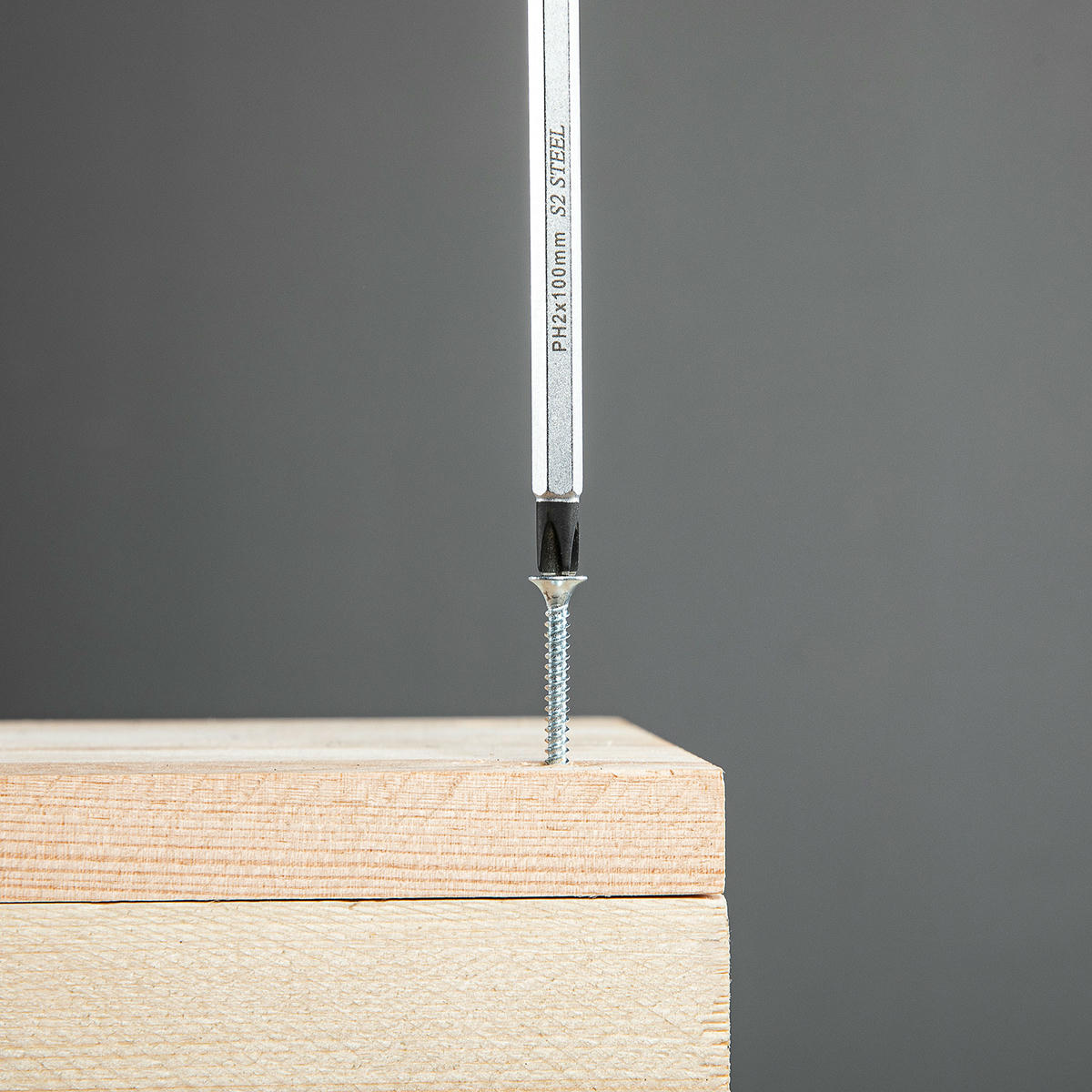 Отвертка PH2 x 100мм, S2, трехкомпонентная ручка GROSS preview 1