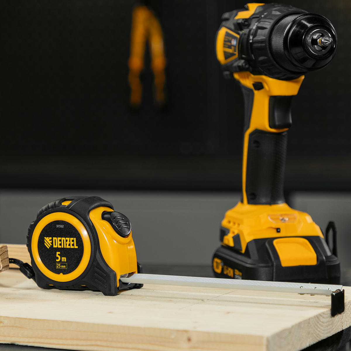 Рулетка 5м 25мм обрезиненный корпус, автм. фиксация DENZEL preview 7