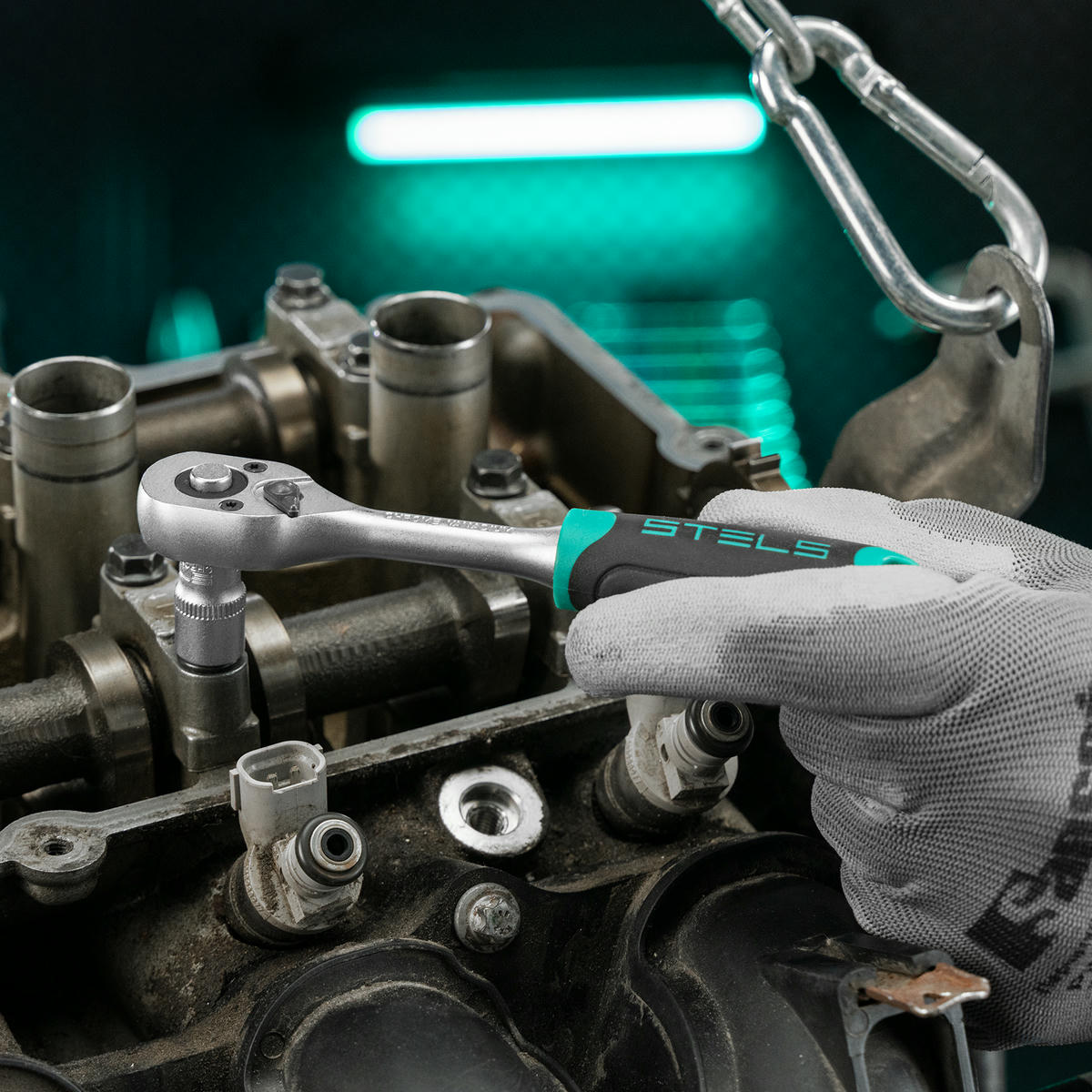 Набор инструментов, 1/2",3/8", 1/4", CrV, пластиковый кейс 142 предм. Stels preview 28