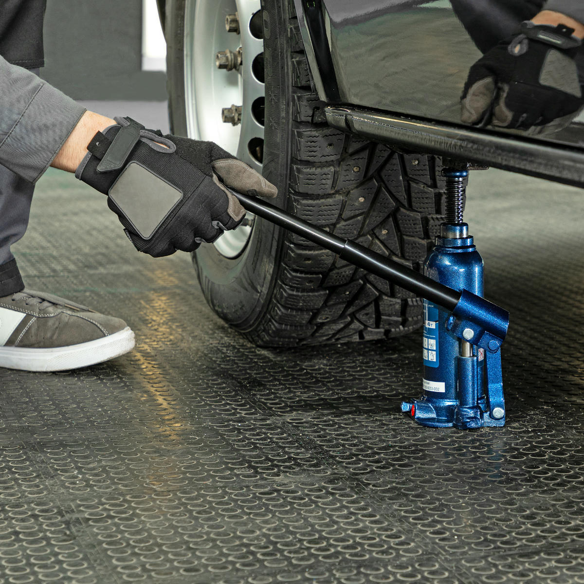 Домкрат бутылочный 4т гидравлический (188-363мм) в кейсе STELS preview 12