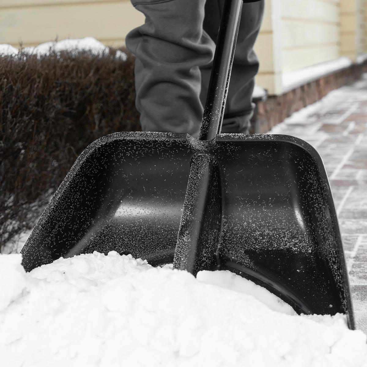 Лопата снеговая пластиковая 550х415х1405мм алюмин. черенок PALISAD ProFi preview 9