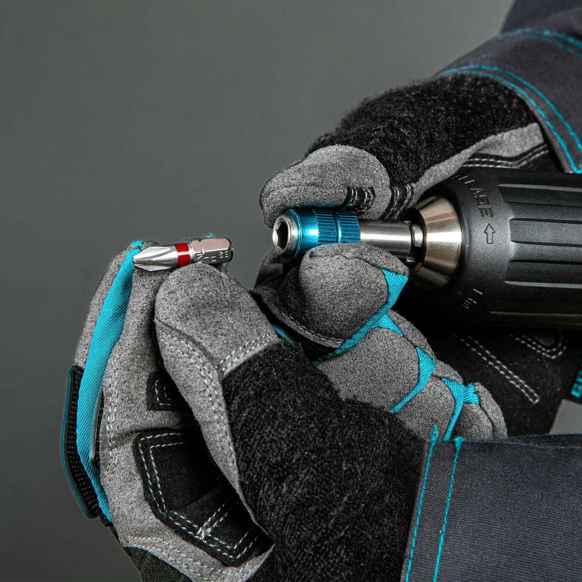 Набор бит, манитный адаптер,сталь S2 (пластиковый кейс) 32пр GROSS preview 6