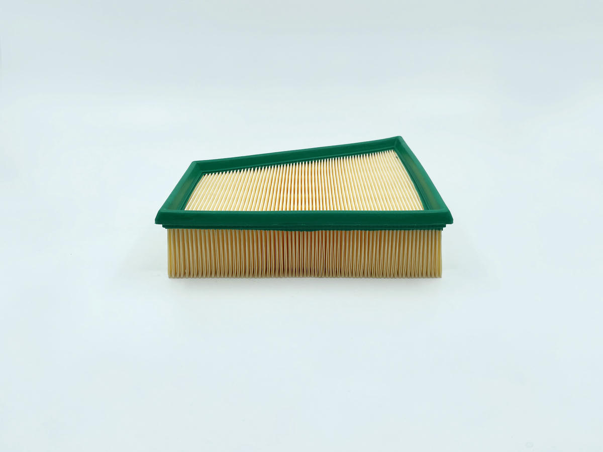 Фильтр воздушный BIG FILTER GB-9773 preview 2