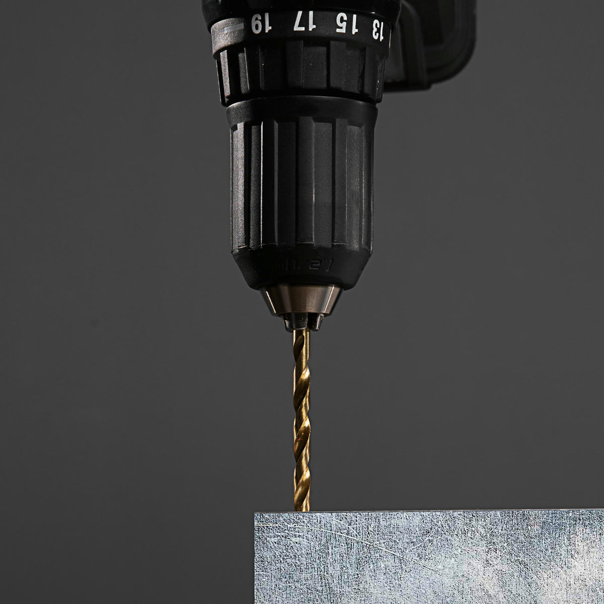 Набор сверл по бетону, металлу, дереву 300пр. MATRIX preview 9