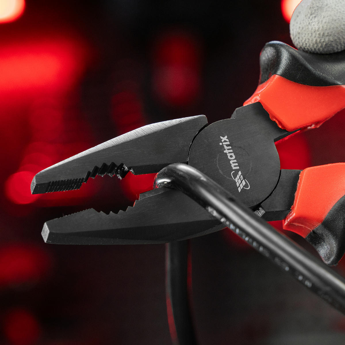 Плоскогубцы 200мм Black Nickel MATRIX preview 8