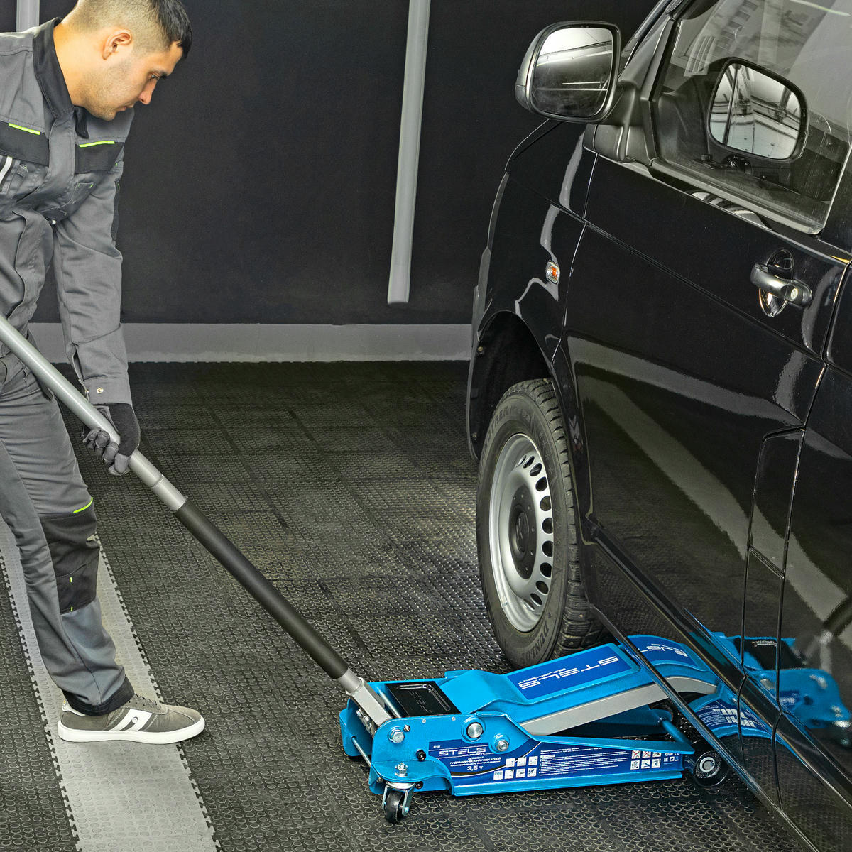 Домкрат подкатной гидравлический 3,5т 110-565мм проф быстр.подъем LOW PROFILE QUICK LIFT STELS preview 12