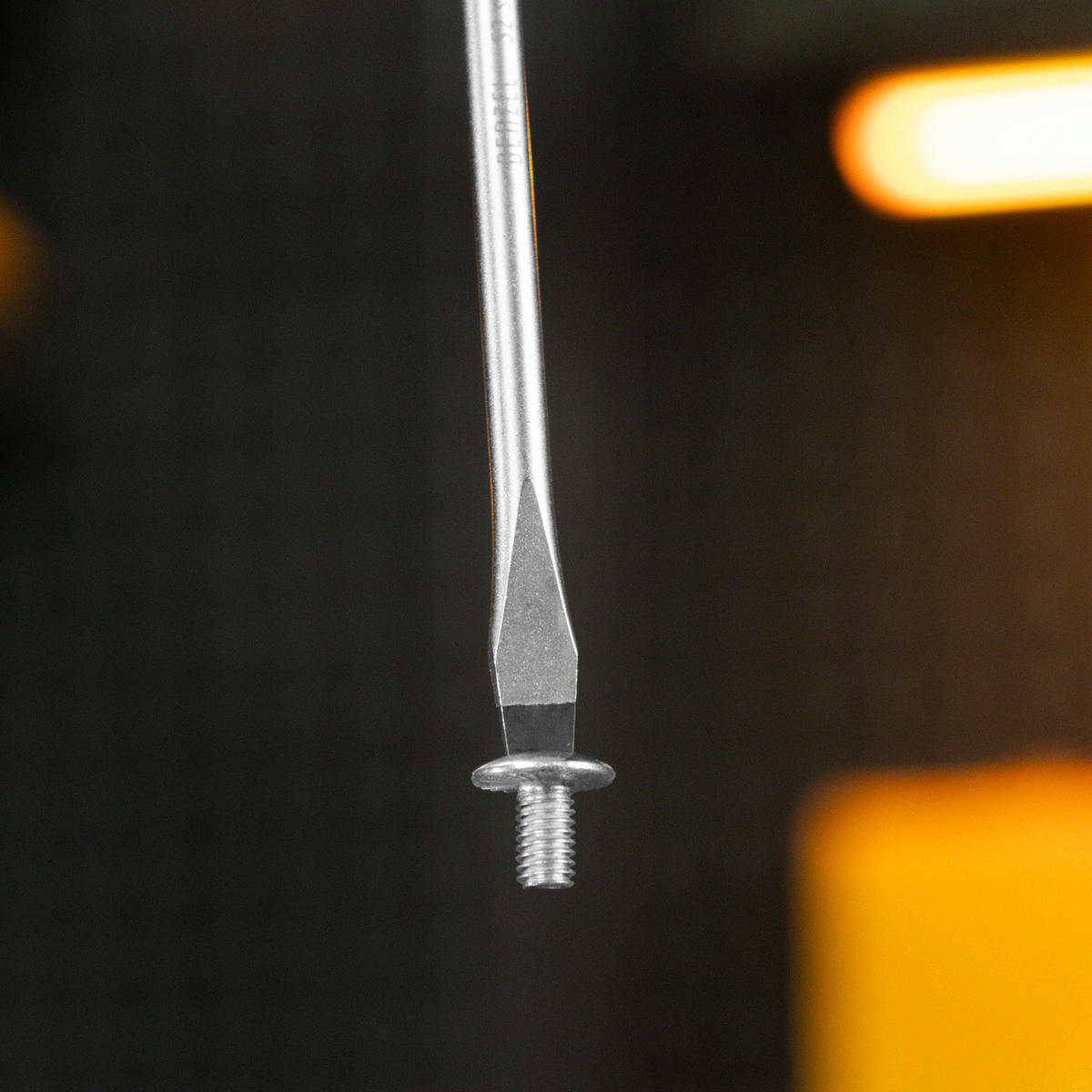 Отвертка, SL6x150 мм, S2, 3к рукоятка Denzel preview 9