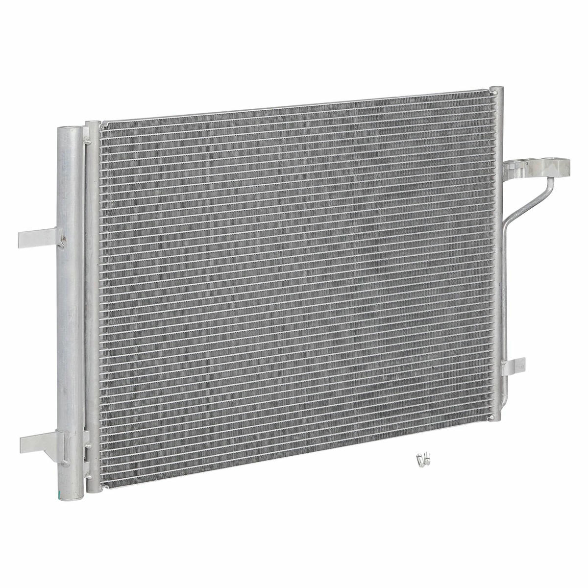 Радиатор кондиционера LUZAR LRAC 1070 preview 2 Радиатор кондиционера LUZAR LRAC 1070 preview 2