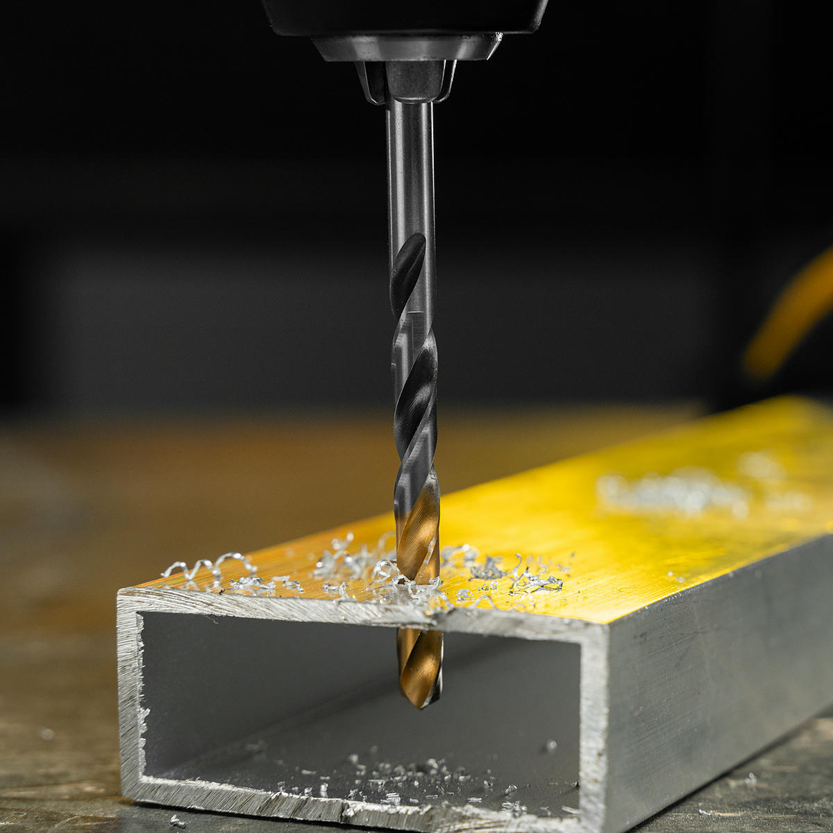 Сверло спиральное по металлу 5,5 x 93мм, Р6М5, Golden Tip, многогранная заточка// Denzel preview 9