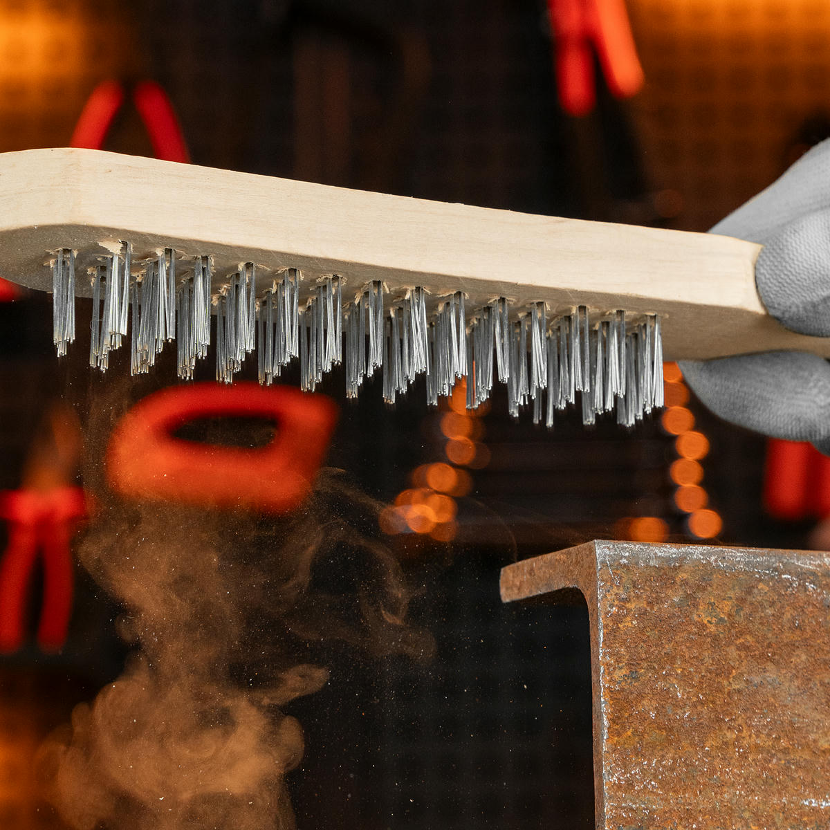 Щетка 4-рядная металлическая с деревянной ручкой SPARTA 748225 preview 1