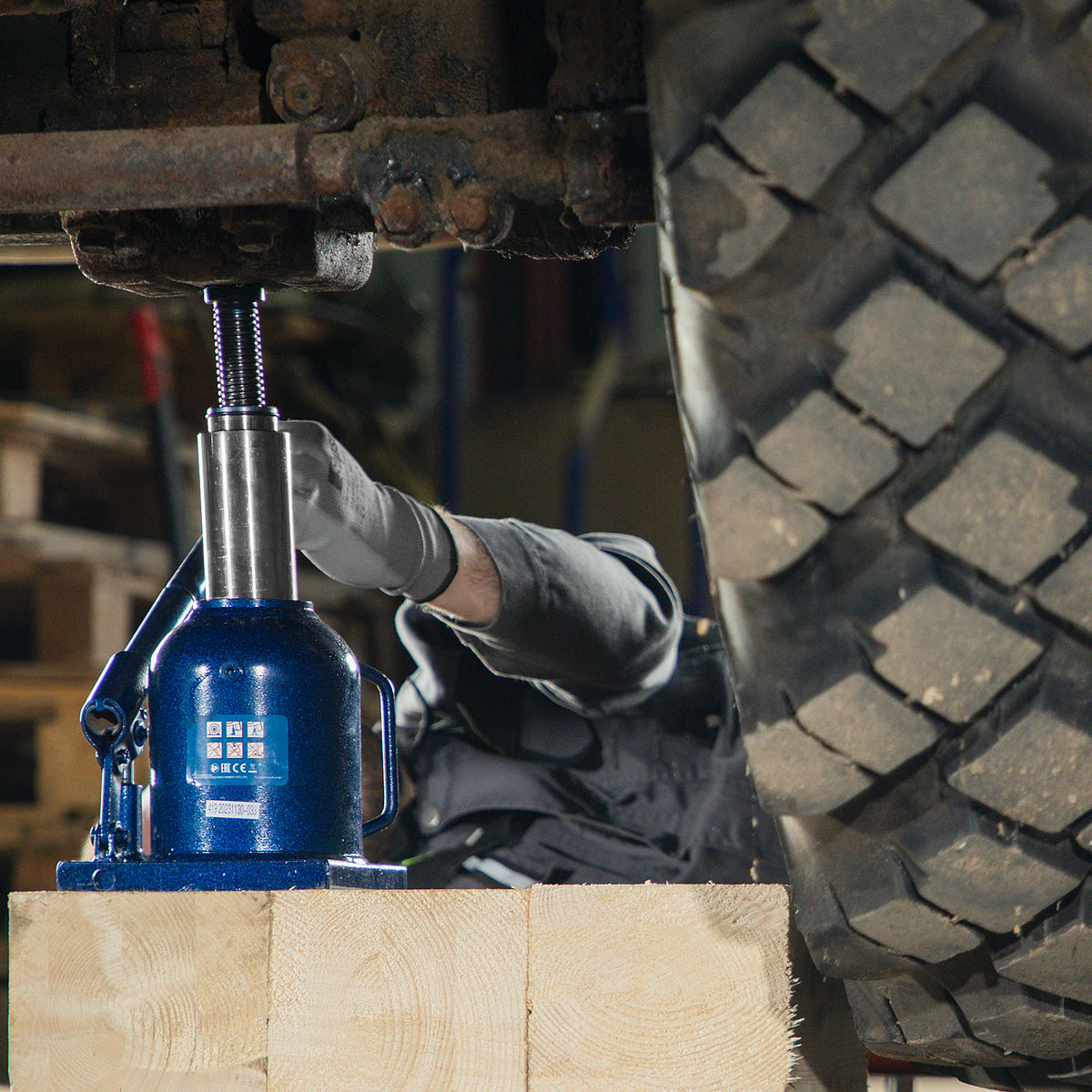 Домкрат бутылочный 10т гидравлический 170-430мм STELS preview 1