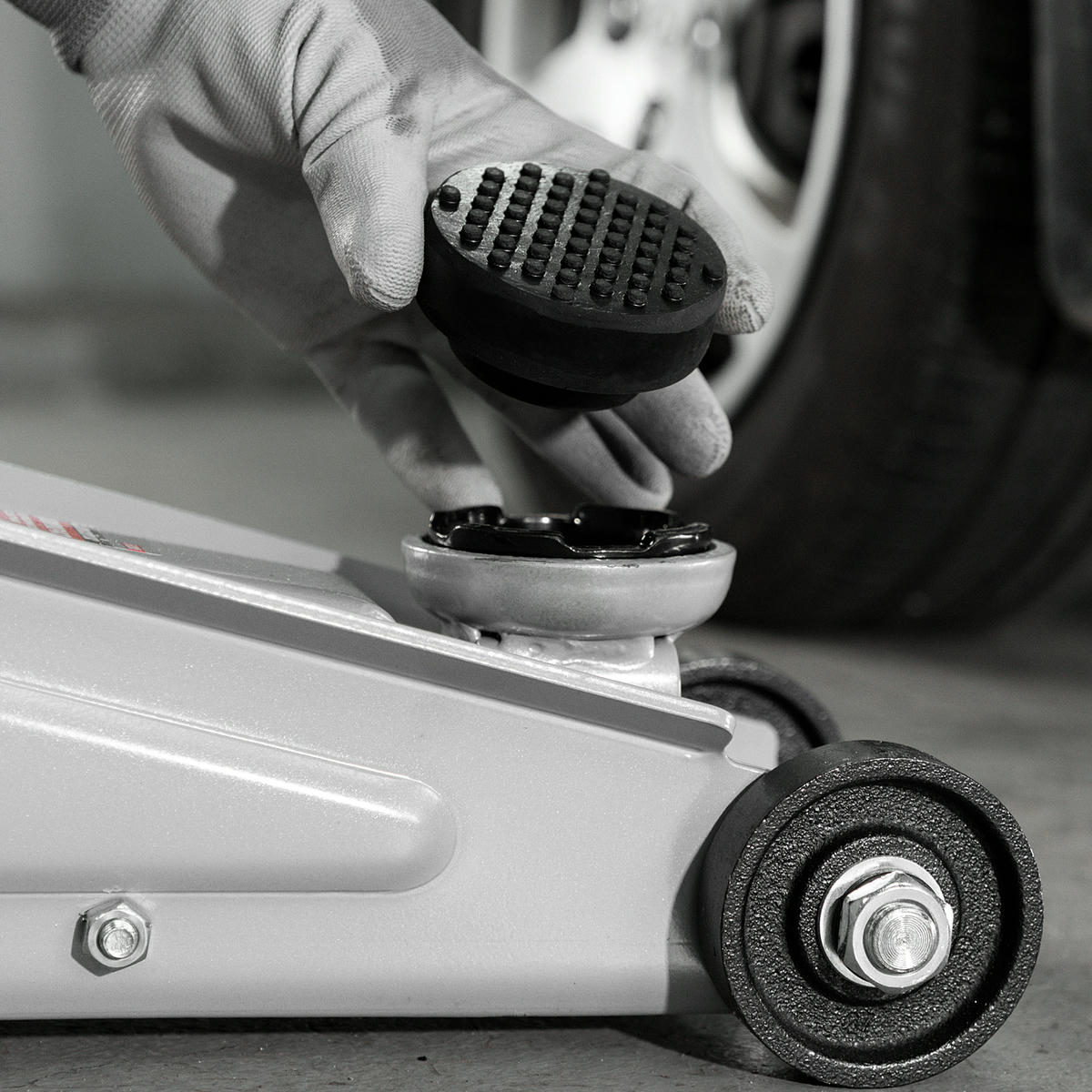 Резиновая опора для подкатного домкрата универсальная, D 72 мм, D 50, H 35 мм MATRIX 50911 MATRIX 50911 preview 6