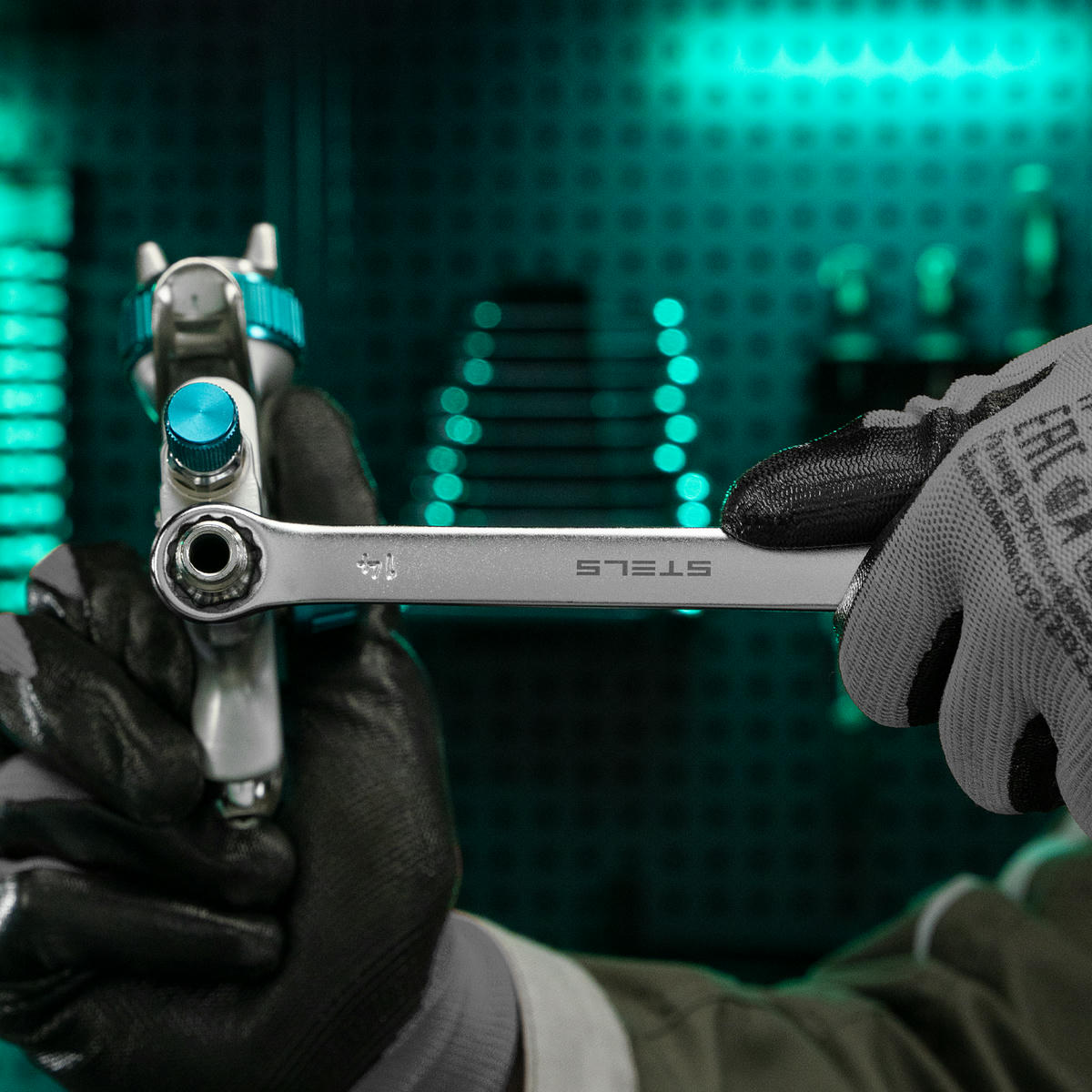 Ключ комбинированный 14 мм, CrV, матовый хром// STELS preview 7