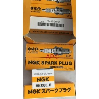 Свеча зажигания SUZUKI 09482-00494 фото