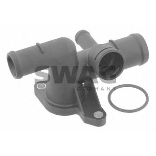 Фланец двигателя системы охлаждения SWAG 30 92 9886 фото