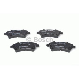 Колодки тормозные передние к-кт BOSCH 0 986 424 735 фото