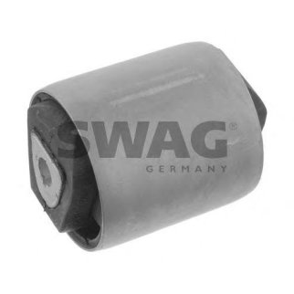 Сайлентблок передний подвески SWAG 20 93 6827 фото