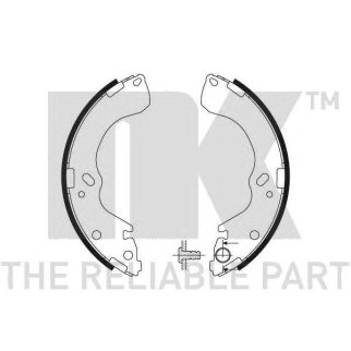 Колодки тормозные барабанные,задние (228,6x43mm) / MAZDA 626 V 97~02 фото