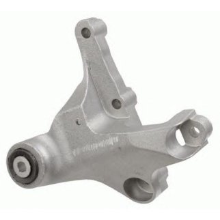 Опора двигателя MB W176/W246/C117/X117/X156 12- верх. фото