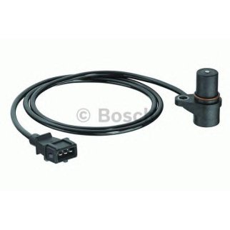 Датчик положения коленвала BOSCH 0 261 210 150 фото
