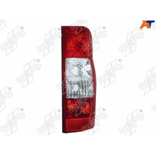 Фонарь задний правый фото