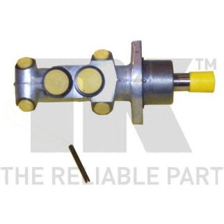 Главный тормозной цилиндр фото