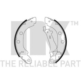 Колодки тормозные барабанные,задние (228,6x42mm) / NISSAN Kubistar,Primera,RENAULT Kangoo 96~13 фото