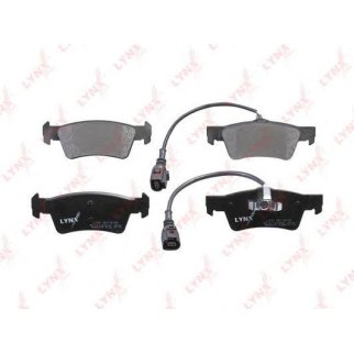 Колодки тормозные задние дисковые к-кт LYNXauto BD-8039 фото
