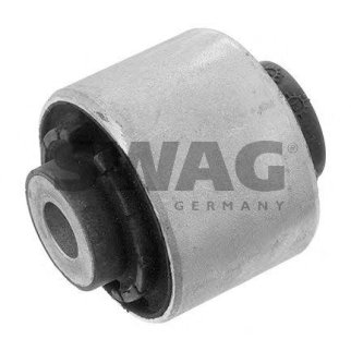 Сайлентблок нижнего рычага SWAG 30 92 7484 фото